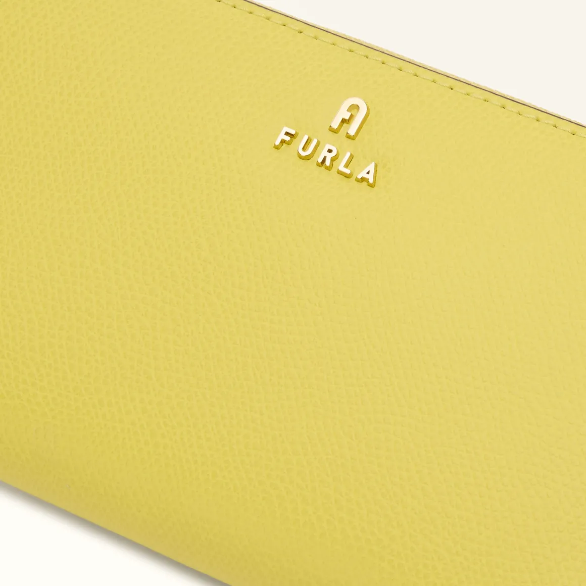 Furla Camelia Zip Around XL