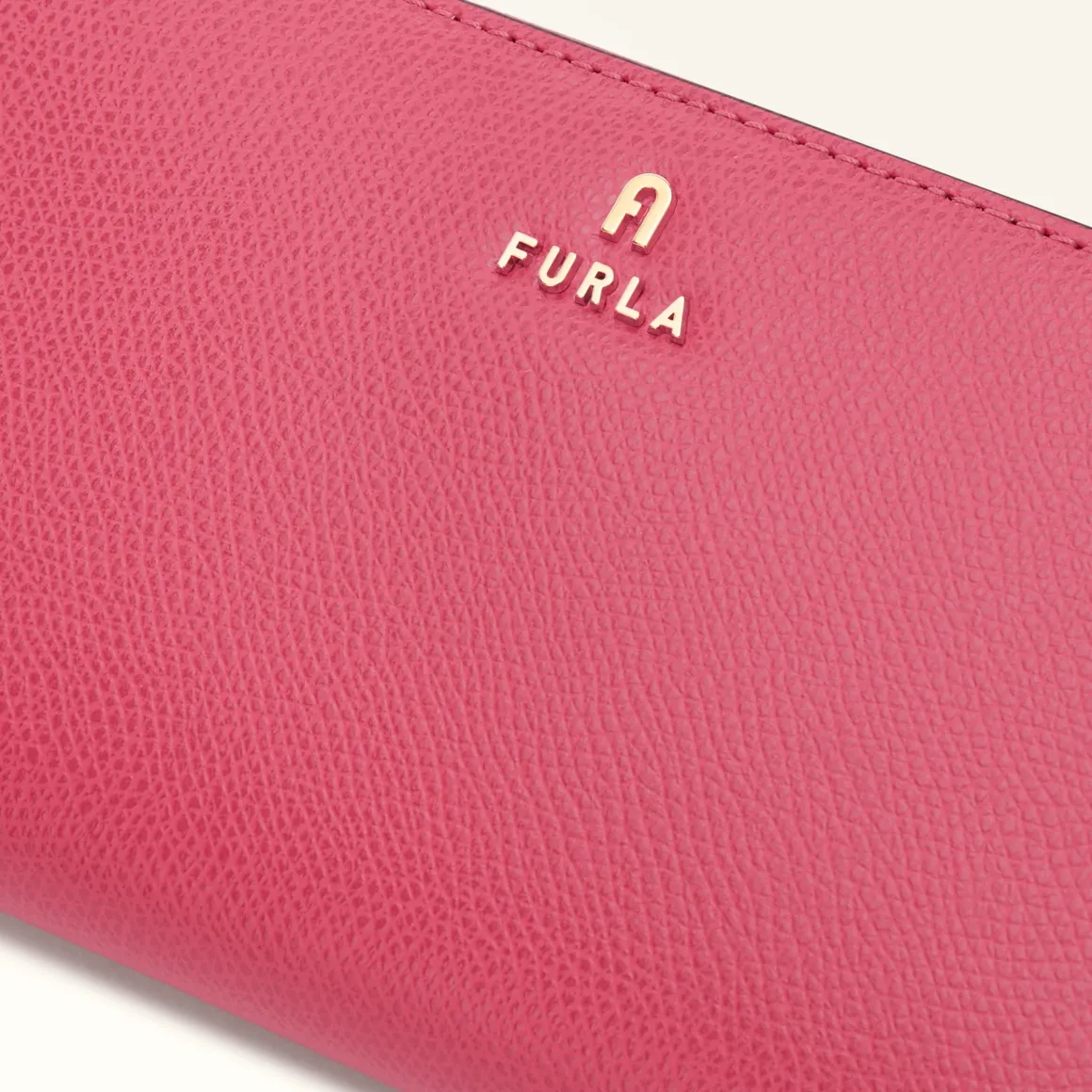 Furla Camelia Zip Around XL